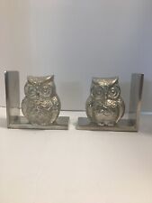 silver owl book ends Boarders Group Inc.