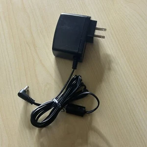 Honor Switching Adapter Model ADS-18C-12 9V 2A - Picture 1 of 3