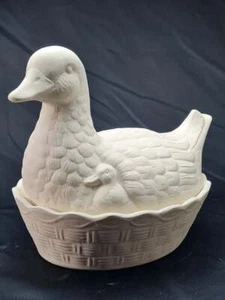 Cesta de pato de cerámica lista para pintar - Imagen 1 de 5