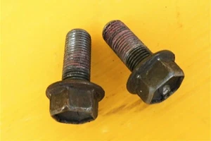SUZUKI RV125 VANVAN - ORIGINAL FIT FOOTREST MOUNTING BOLTS x 2 - Picture 1 of 3