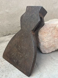 Vintage Old Plumb Rustic Iron Rare Axe Hatchet / Axe Head Wood Cutter Tool U.S.A - Picture 1 of 20
