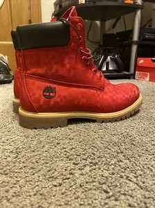 red timbs mens
