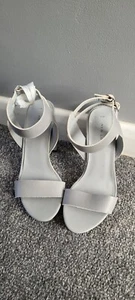 New Look Silver Grey Sandals High Block Heel Size 6 - Picture 1 of 9