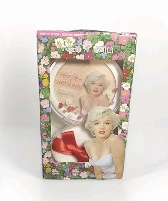 Wet N Wild X Marilyn Monroe Blush and Sponge Limited Edition Set New! - Image 1 of 3