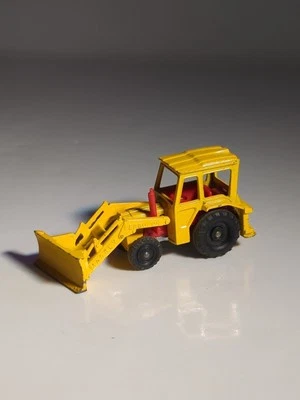 Corgi Juniors No 43A Massey Fergusen 3303 Tractor Shovel - Image 1 of 4