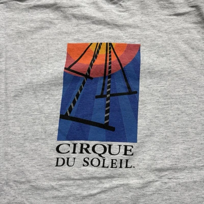 Camiseta Vintage Años 80 Gris Cirque Du Soleil Puntada Única XL Hecha en EE. UU. Foto 1 de 4