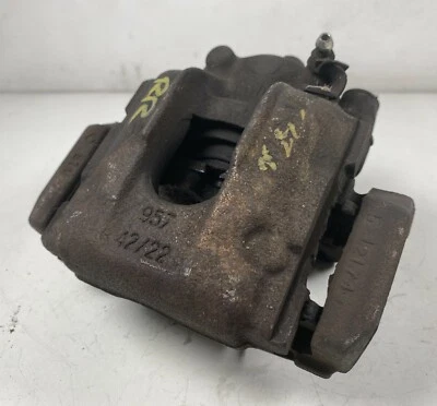 2001-05 BMW E46 330 325 323 ПАССАЖИРСКИЙ СУППОРТ ЗАДНЕГО ТОРМОЗА - Изображение 1 из 3