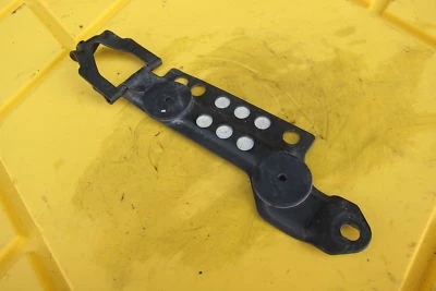 1988 HONDA SHADOW 800 VT800 BATERIA FABRICANTE DE EQUIPAMENTO ORIGINAL BRAÇADEIRA DE RETENÇÃO - Imagem 1 de 4