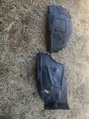 BMW 320I 328I 335I 2012-2016 2,0 L guardabarros delantero izquierdo del lado del conductor forro Splash OEM Foto 1 de 4