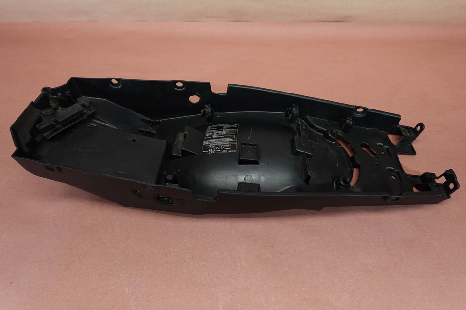 BMW R1200RS 2016 15-18 bandeja trasera debajo trasera carenado cola inferior Foto 1 de 4