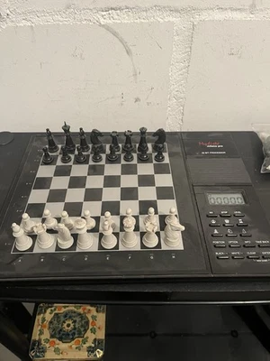 Schachcomputer / Mephisto / Milano Pro / 32 Bit  Processor / Anleitung / - Bild 1 von 4