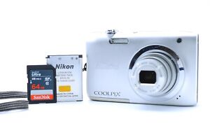 Neues Angebot[Neuwertig] Nikon COOLPIX A100 silberne Point & Shoot-Digitalkamera aus Japan