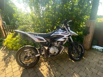 Yamaha wr 125 x weiß - Bild 1 von 4
