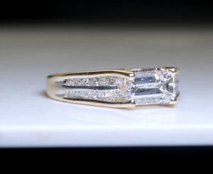 *WOW* 14K Gold .90 Ct Solitaire Emerald Cut Diamond .40 Ct Accents Ring - Picture 1 of 11