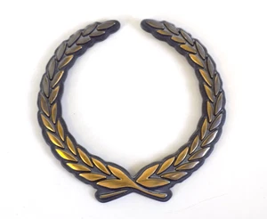 Gold Crest Logo Emblem Badge ESCALADE Cadillac Fits 1999-2000 - Picture 1 of 9