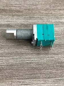 Kenwood R31-0617-05 Volume ON-OFF Control TK-2140,280,3140,380,480,481 OEM - Picture 1 of 1