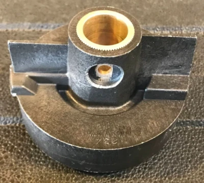 Rotor distribuidor Bosch - 04172 / 2215706W01 - para Nissan 200SX, 720 y Stanza Foto 1 de 4