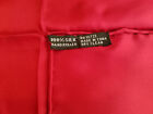 Écharpe carrée de poche toute soie rouge massif bord laminé à la main 17,5" x 17,5" NEUF AVEC ÉTIQUETTE