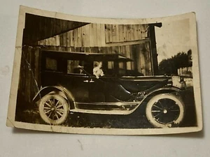 Vintage 1929 Photo Child Sitting in a Antique Automobile Car Hamtramck, MI - Picture 1 of 3