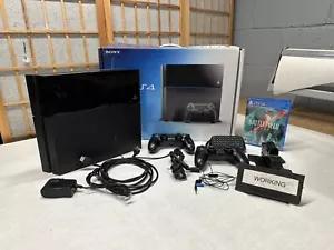Sony PlayStation 4 PS4 500 GB Console Nera Gaming 2x Controller CUH-1001A FUNZIONANTE - Foto 1 di 14