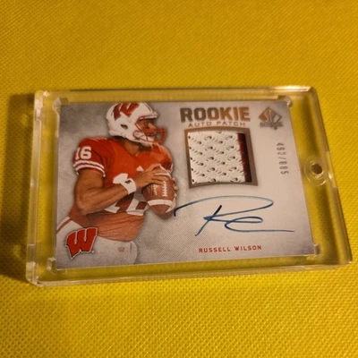 Russell Wilson 2012 SP Authentic Patch Auto Rookie Card RPA 032/885 - Image 1 of 2
