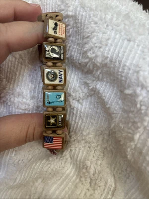 Pulsera elástica patriótica de madera para hombre Marina de los Estados Unidos Ejército Marines 14 dijes Foto 1 de 4