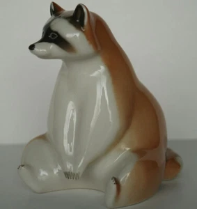 Lomonosov PORCELAIN Figurine Raccoon Sitting - Picture 1 of 1