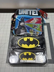 Batman Set 2 Federdosen & DC League Of Super-Pets Thermo Brotzeittasche Comic Neu mit Etikett - Bild 1 von 22