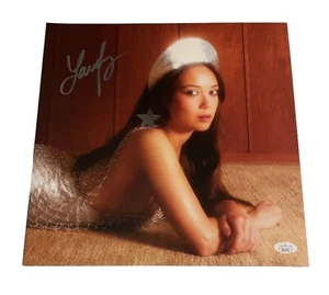 Laufey Signed Bewitched Silver Nugget Exclusive Vinyl Record Autograph JSA COA - Imagen 1 de 9