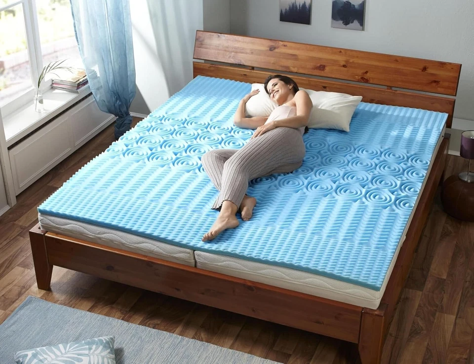 WELTBILD Mattress Topper 5 Zone Gel Foam Cooling with Bamboo Cover - 200 x 180cm