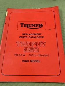 Triumph 1969 catálogo de piezas de repuesto TR 25 W Trophy 250, - Imagen 1 de 10