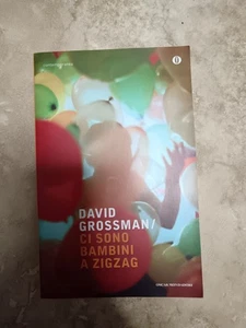 GROSSMAN - ES GIBT KINDER IM ZICKZACK - ED: OSCAR MONDADORI - JAHR: 2011 (SI) - Bild 1 von 1