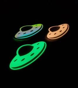 Glow In The Dark Vinyl Decal Alien Flying Saucer Medium Size Lit Studios New - Picture 1 of 16