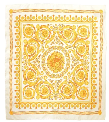 Versace Blanco y Dorado Nuevo Estampado Barroco 100% Seda Bufanda Chal * TOTALMENTE NUEVO * Foto 1 de 2