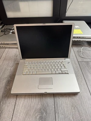 Apple MacBook Power Book G4 A1095 Spares And Repairs - Image 1 of 4