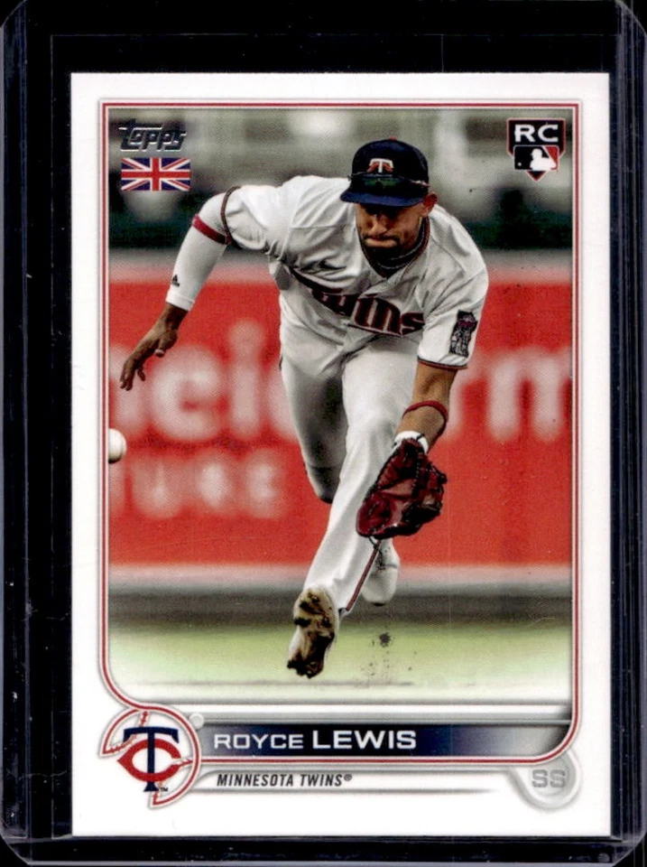 2022 Topps UK Edition Royce Lewis RC Rookie #137 Twins - Image 1 of 2