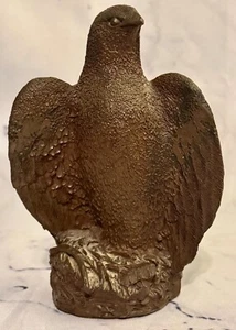 Vintage Handcrafted Made in England Resin Eagle Statue - Bild 1 von 17