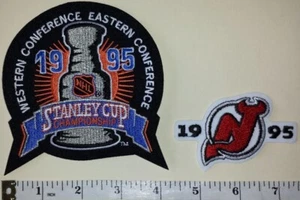 2 NEW JERSEY DEVILS 1995 STANLEY CUP CHAMPIONS NHL HOCKEY EMBLEM CREST PATCH LOT - Bild 1 von 1