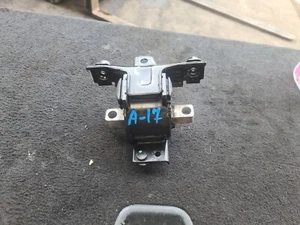 GENUINE AUDI A1 2016 GEARBOX ENGINE MOUNT REAR LEFT PASSENGER 6R0199555R - Picture 1 of 7
