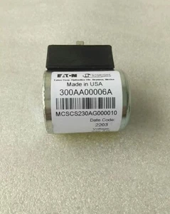 1PC New Vickers 300AA00006A MCSCS230AG000010 Solenoid Valve Coil 230VDC - Picture 1 of 2