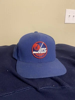 Vintage Mitchell & Ness Winnipeg Jets Snapback azul  Foto 1 de 4