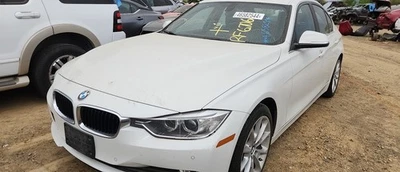 BMW 320i 2015 transmisión automática OEM 127 k millas - LKQ383440185 Foto 1 de 3