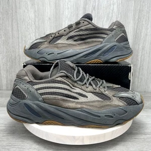 Adidas Yeezy Boost 700 V2 Geode Brown Herren 12 EG6860 Sneaker Schuhe V3 OG Taupe - Bild 1 von 10