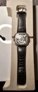 SEVEN FRIDAY M1/01 Automatic Men’s Watch With Box Industrial SF-M1/01-A1519 - Picture 1 of 18