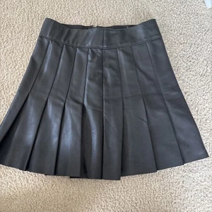 Abercrombie Fitch Skirt Womens Large Vegan Leather Pleated Mini Whimsagoth Emo - Picture 1 of 7