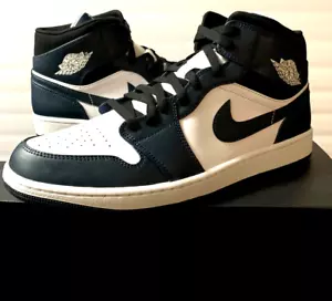 GRÖSSE 13 M - Air Jordan 1 Mid Sneaker Armory marineblau weiß schwarz (554724-411) - Bild 1 von 11