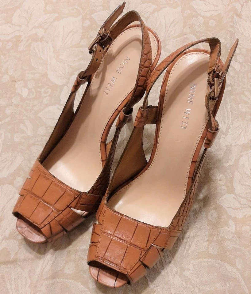 BRAND NEW Nine West Dark Natural Leather Textured Strappy Womens Heels Size 7M - Image 1 of 1