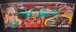 1:24 1998 Ken Schrader #33 APR Chevy Monte Carlo Racing Champions Signature - Picture 1 of 4