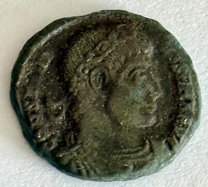 Constantine I, The Great 307-337 AD. Bronze Follis coin - with Captives. #2010 - Bild 1 von 2