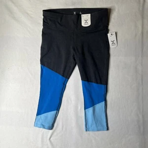 Xersion Women Size L Studio Blue Multi Quick Dri Mid Rise Capri Leggings - Picture 1 of 9